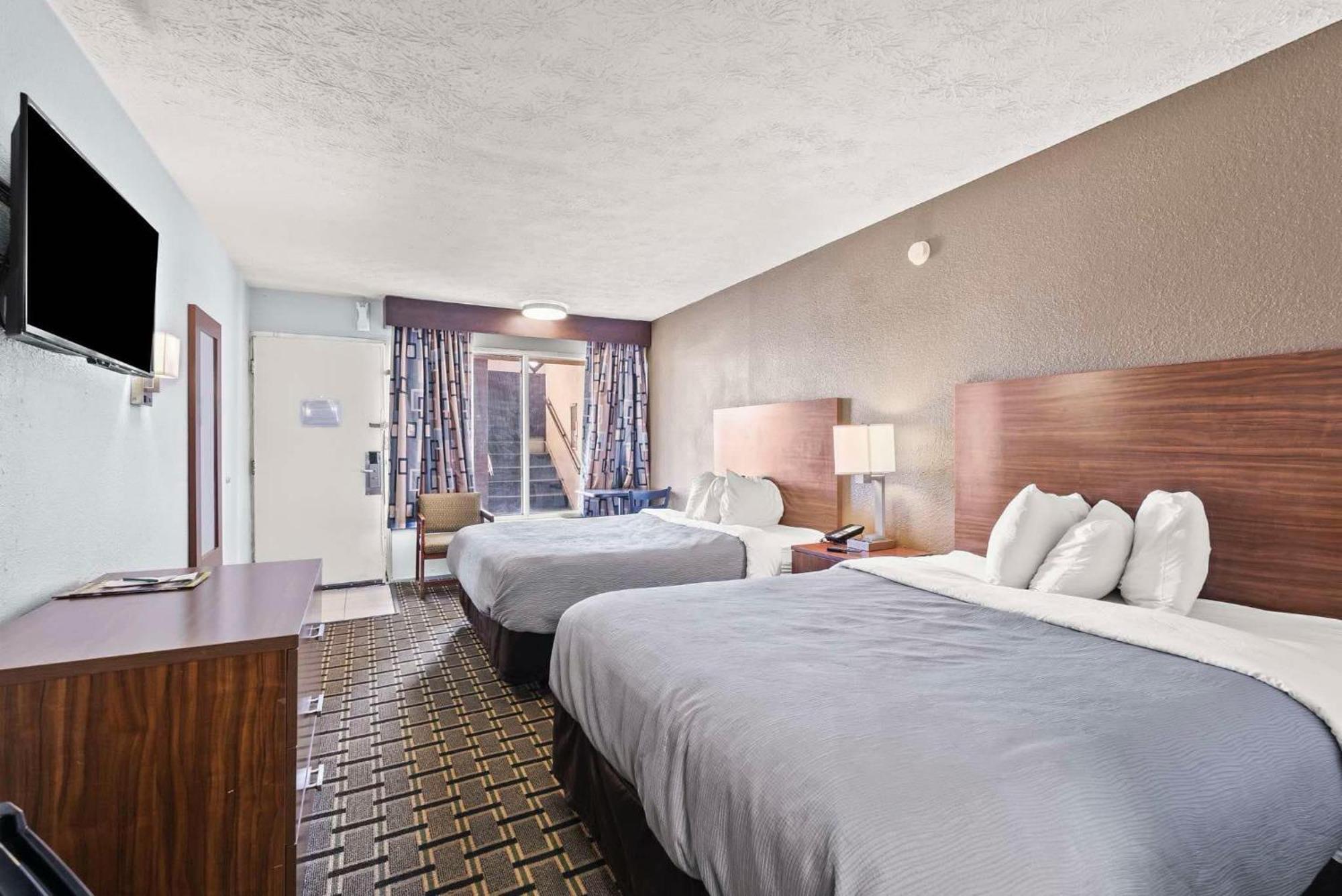 Quality Inn Georgetown Bagian luar foto